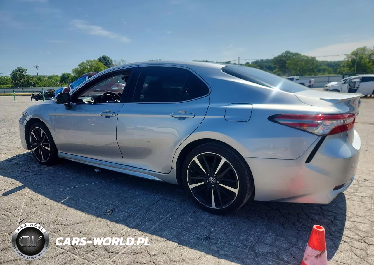 2018 Toyota Camry Xse VIN:4T1B61HK8JU067129 - 2