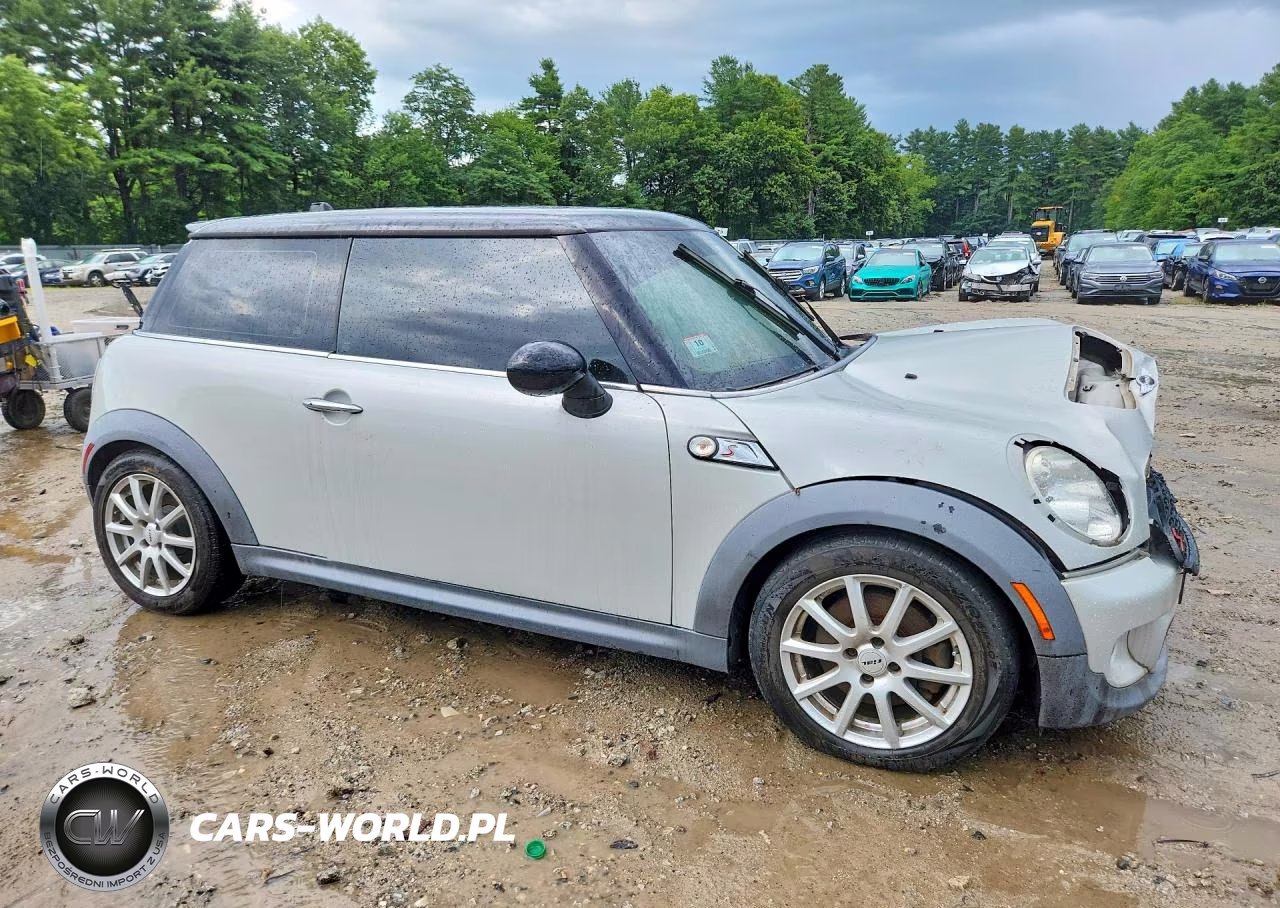 2011 Mini Cooper S VIN:WMWSV3C55BTY20091 - 4