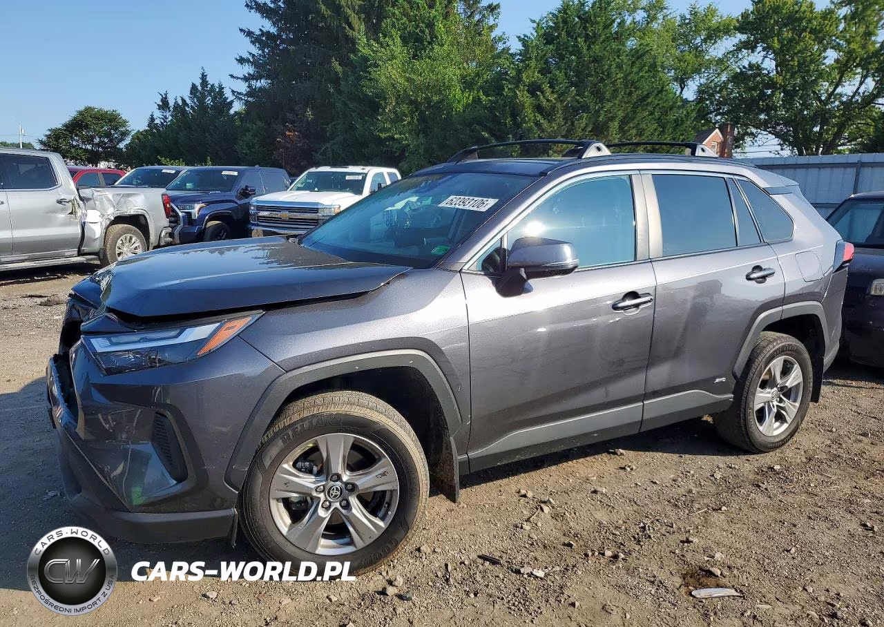 2024 Toyota Rav4 Hybrid Xle – zdjęcie 1 z 13