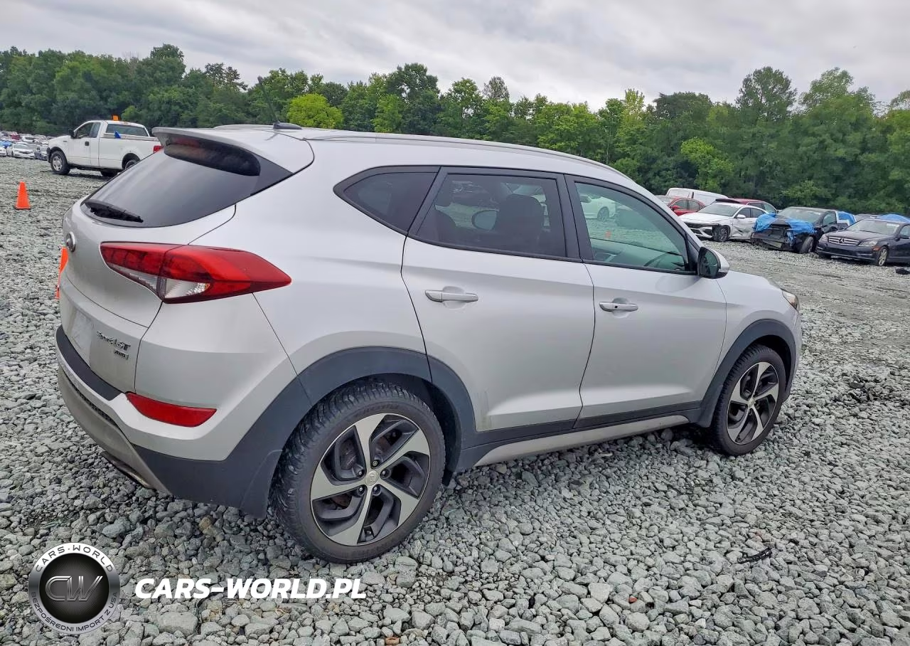 2017 Hyundai Tucson Sport VIN:KM8J3CA22HU400347 - 3