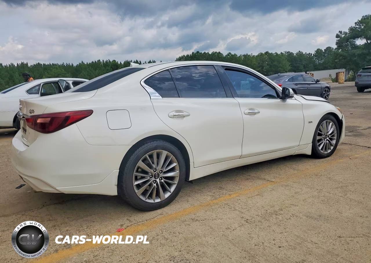 2018 Infiniti Q50 3.0T Luxe VIN:JN1EV7AR2JM444300 - 3