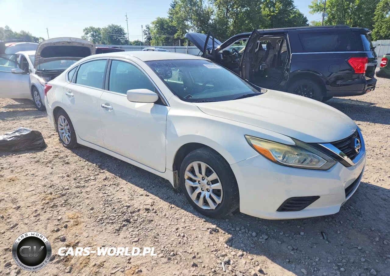 2018 Nissan Altima 2.5 S VIN:1N4AL3AP2JC157883 - 4