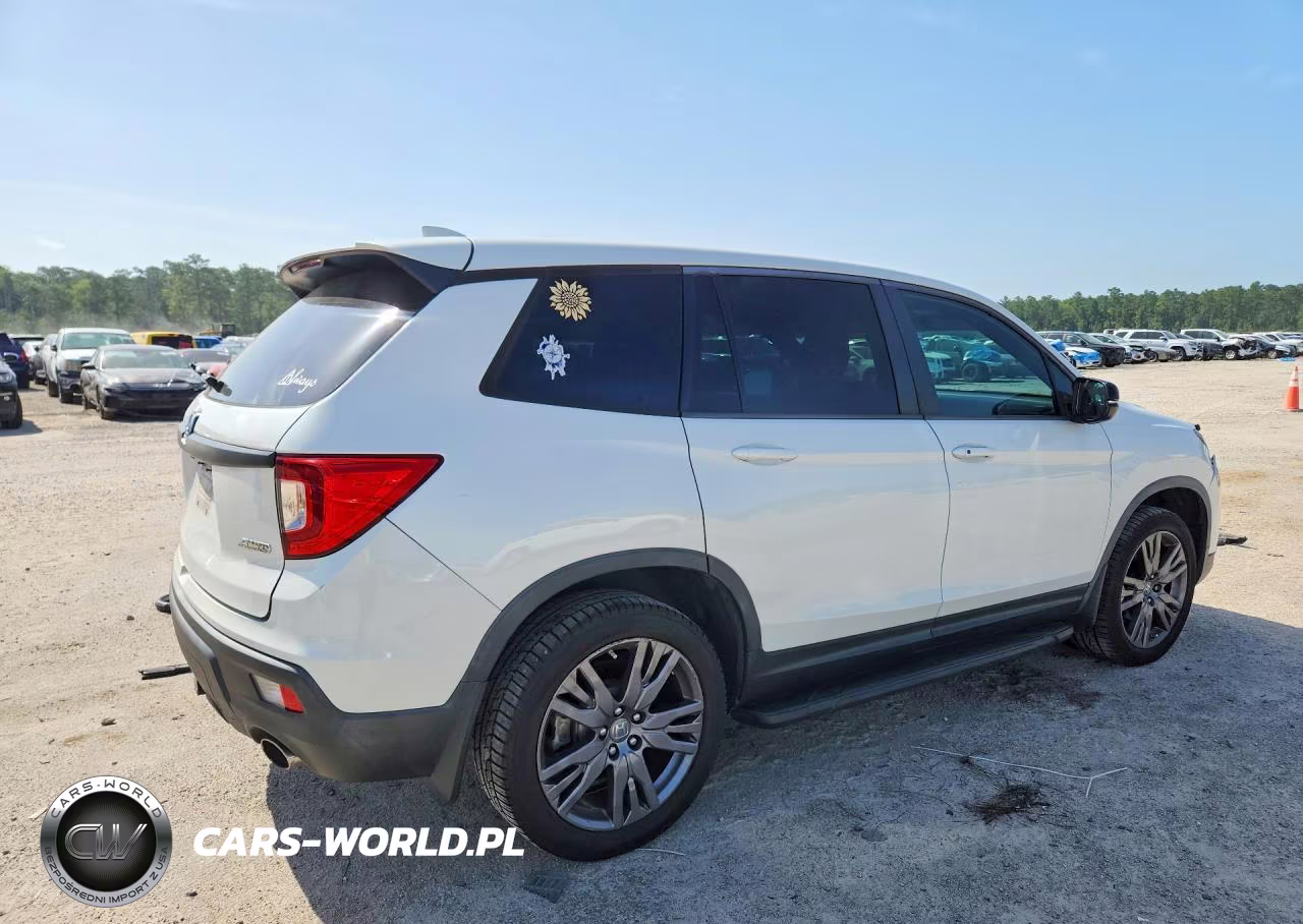 2020 Honda Passport VIN:5FNYF8H51LB000353 - 3