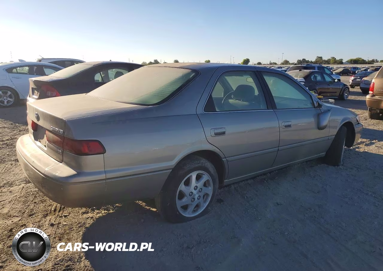 1998 Toyota Camry Le V6 VIN:JT2BF22K1W0112230 - 3