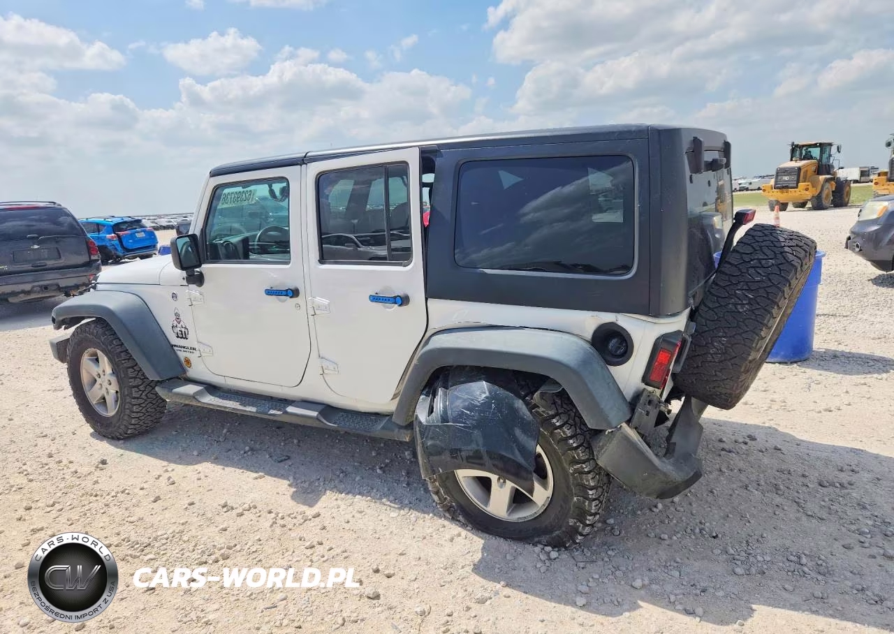 2015 Jeep Wrangler Unlimited Sport VIN:1C4BJWDG1FL637521 - 2