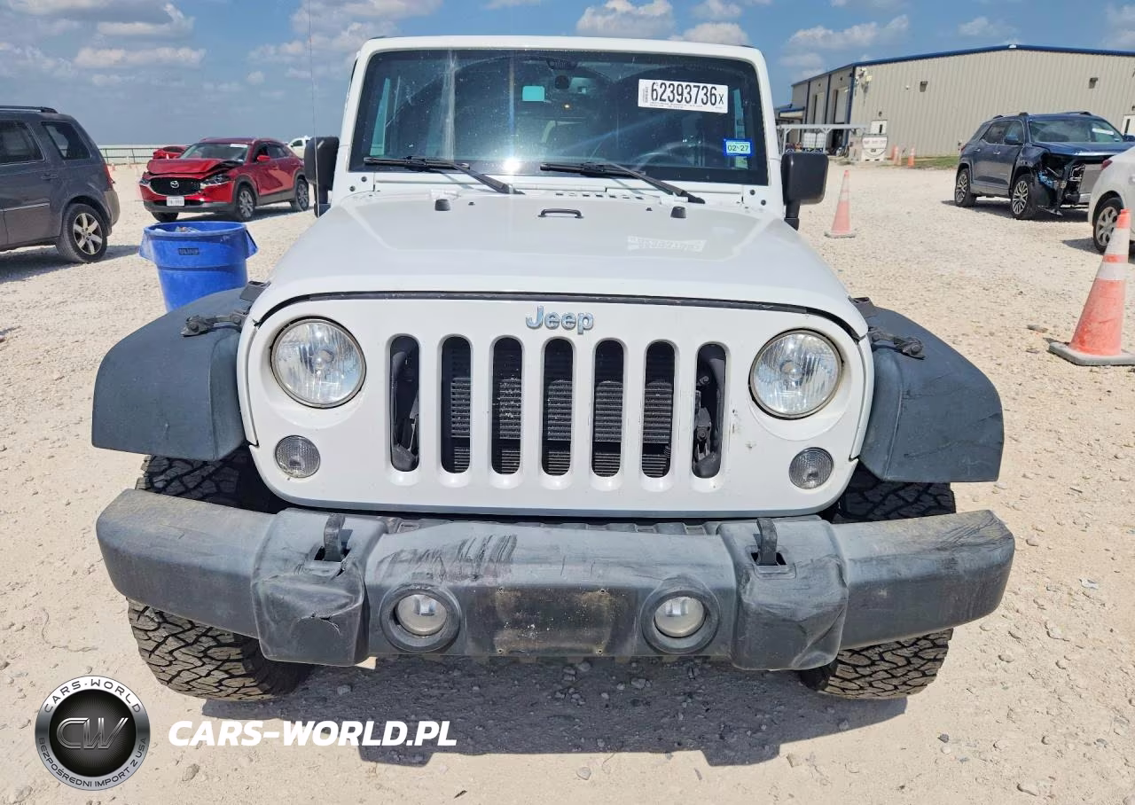 2015 Jeep Wrangler Unlimited Sport VIN:1C4BJWDG1FL637521 - 5