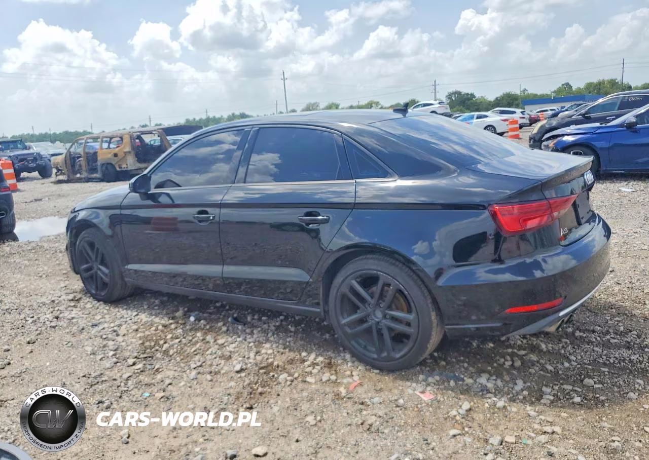 2018 Audi A3 Premium VIN:WAUAUGFF1J1016391 - 2