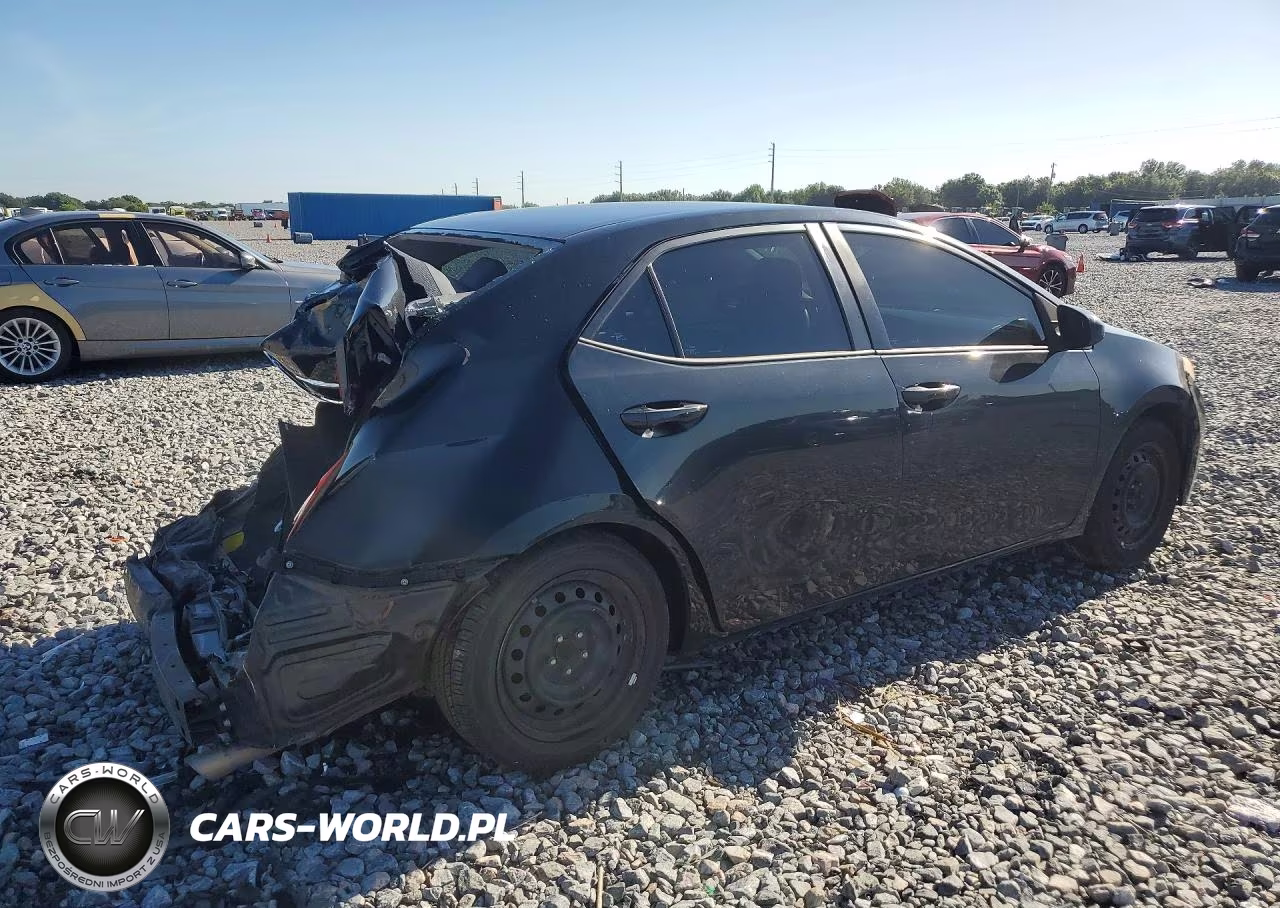 2015 Toyota Corolla Le VIN:2T1BURHE6FC261956 - 3