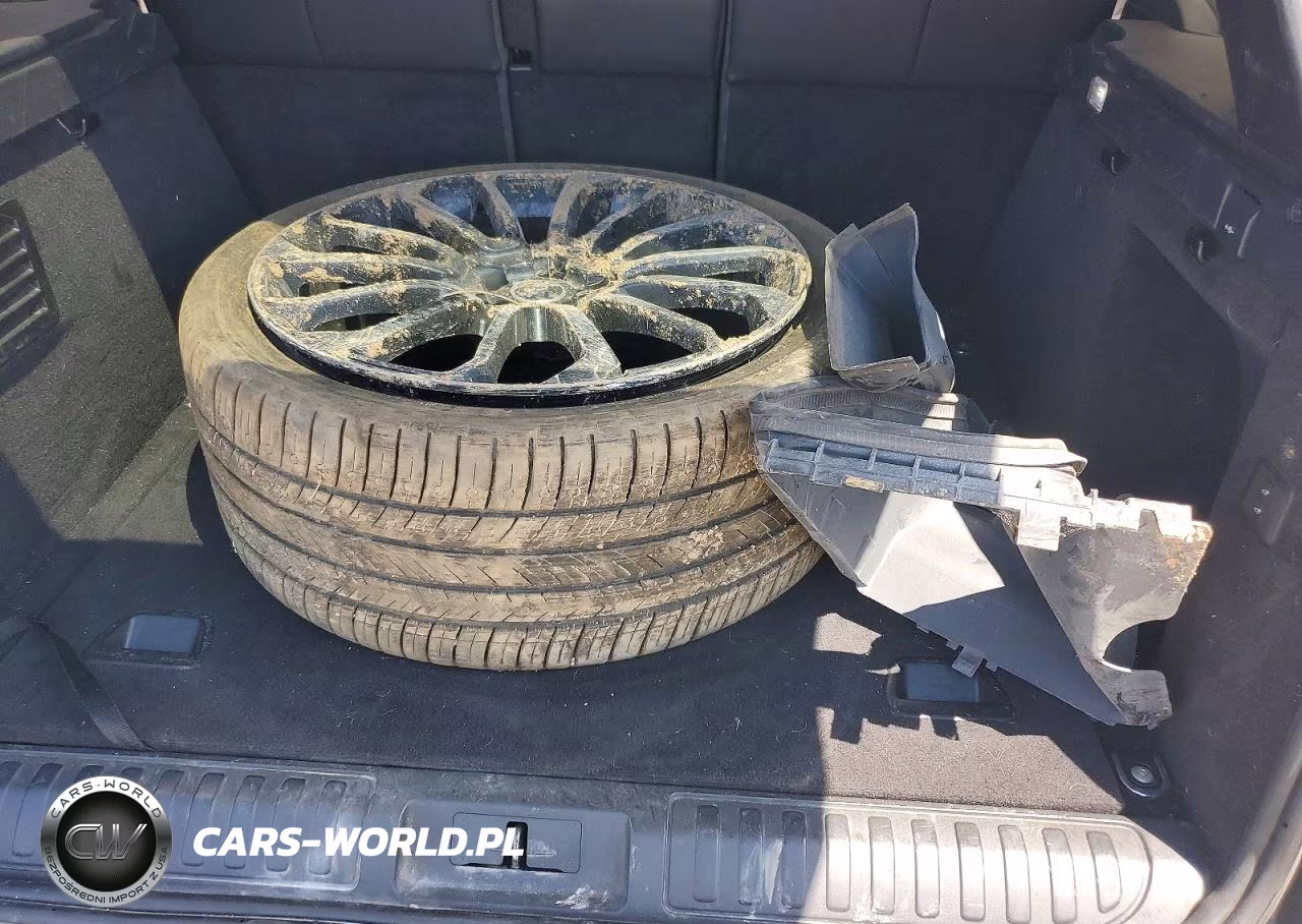 2018 Land Rover Range Rover Sport Hse VIN:SALWR2RV7JA195013 - 13