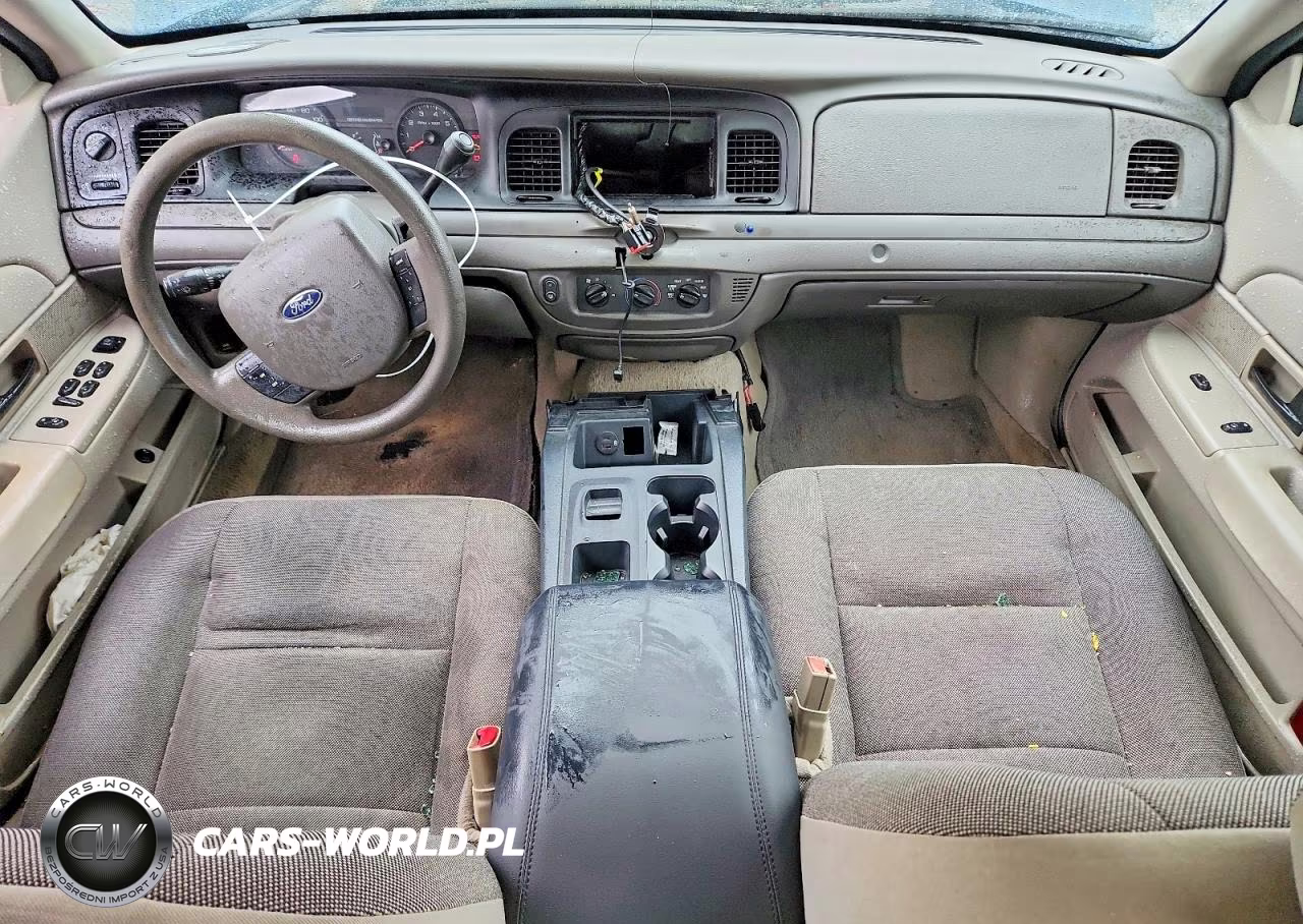 2007 Ford Crown Victoria Police Interceptor VIN:2FAHP71W77X114783 - 8