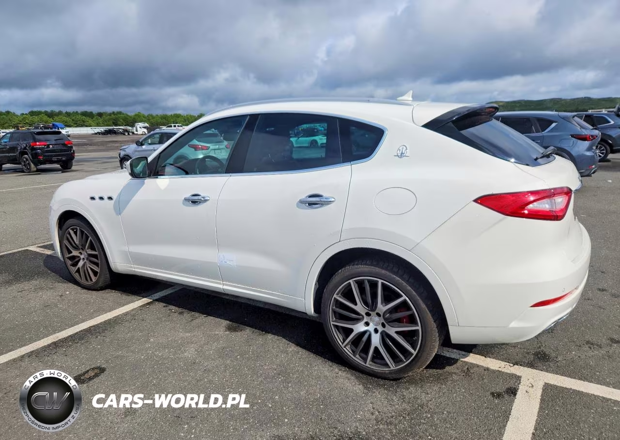 2017 Maserati Levante S Luxury VIN:ZN661YUL1HX198115 - 2