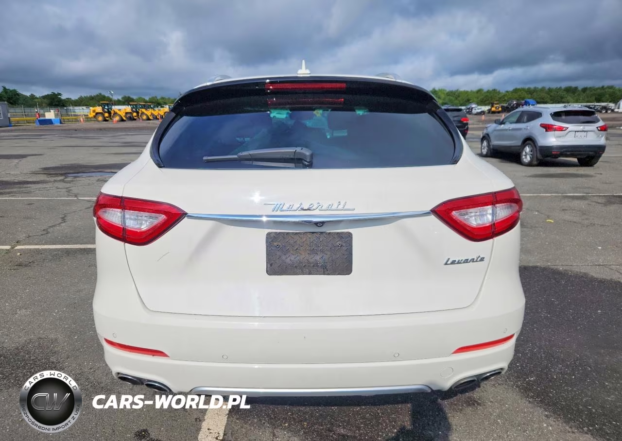 2017 Maserati Levante S Luxury VIN:ZN661YUL1HX198115 - 6