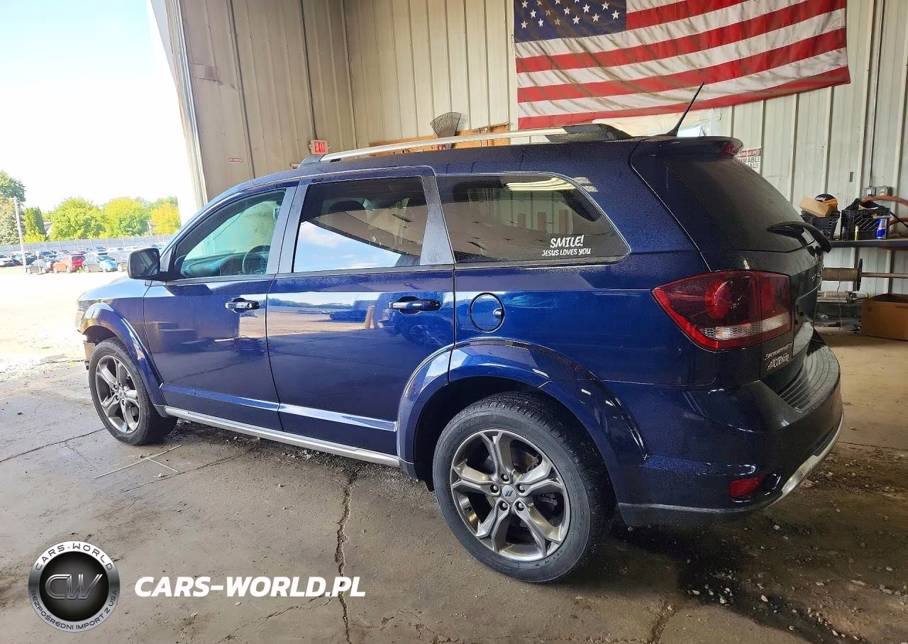 2018 Dodge Journey Crossroad VIN:3C4PDDGG9JT173307 - 2