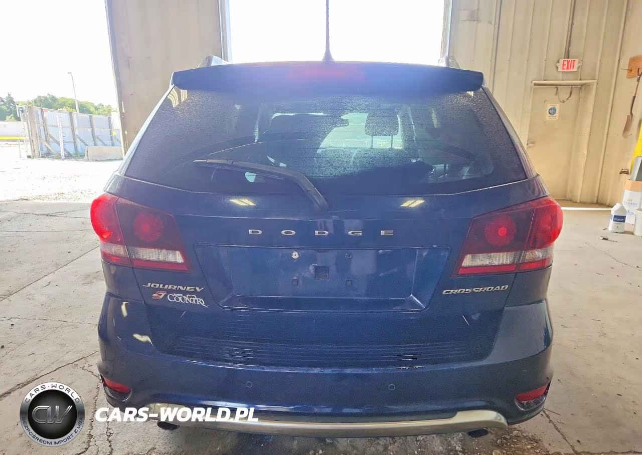 2018 Dodge Journey Crossroad VIN:3C4PDDGG9JT173307 - 6