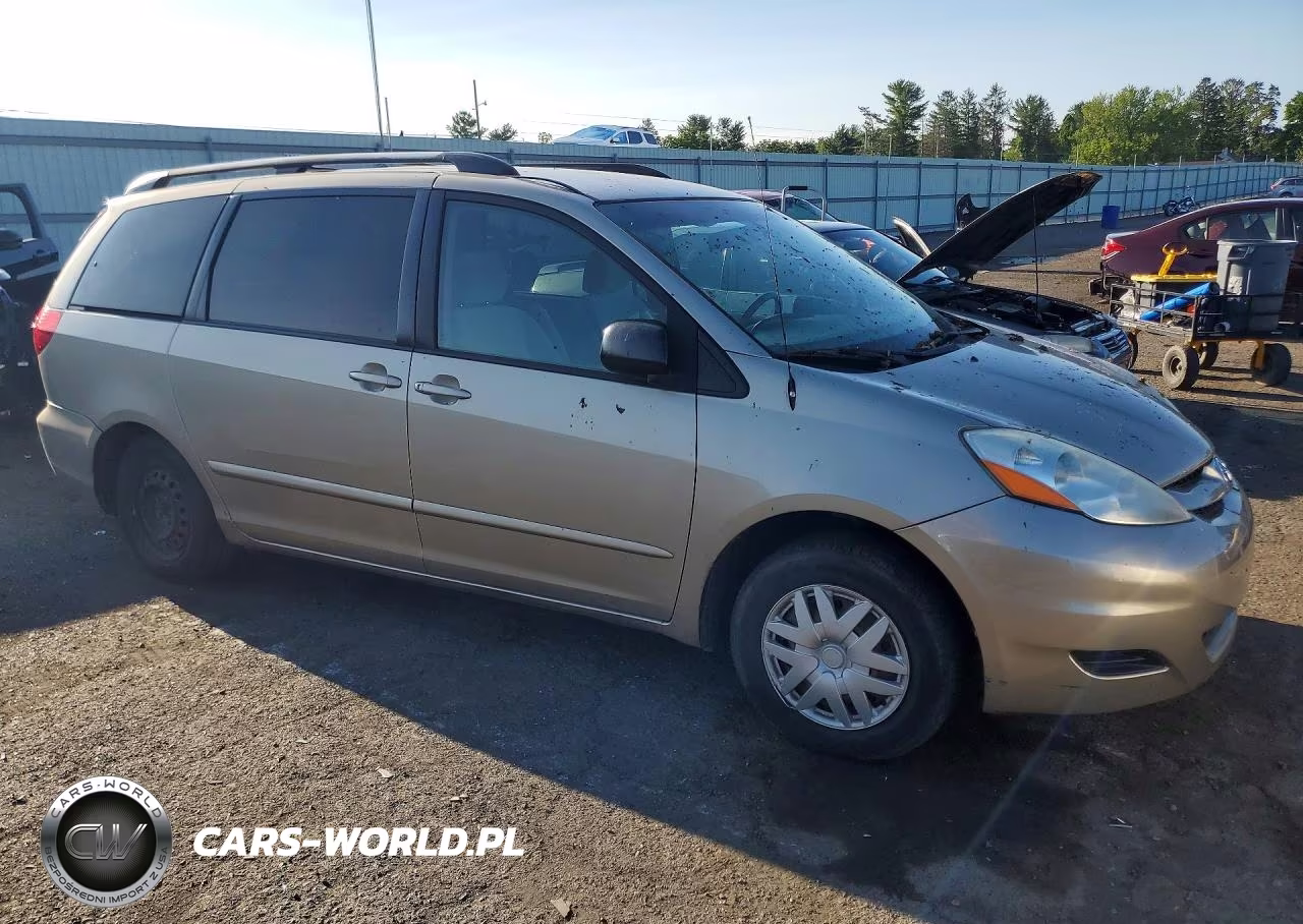 2007 Toyota Sienna Le 7-Passenger VIN:5TDZK23C77S013015 - 4