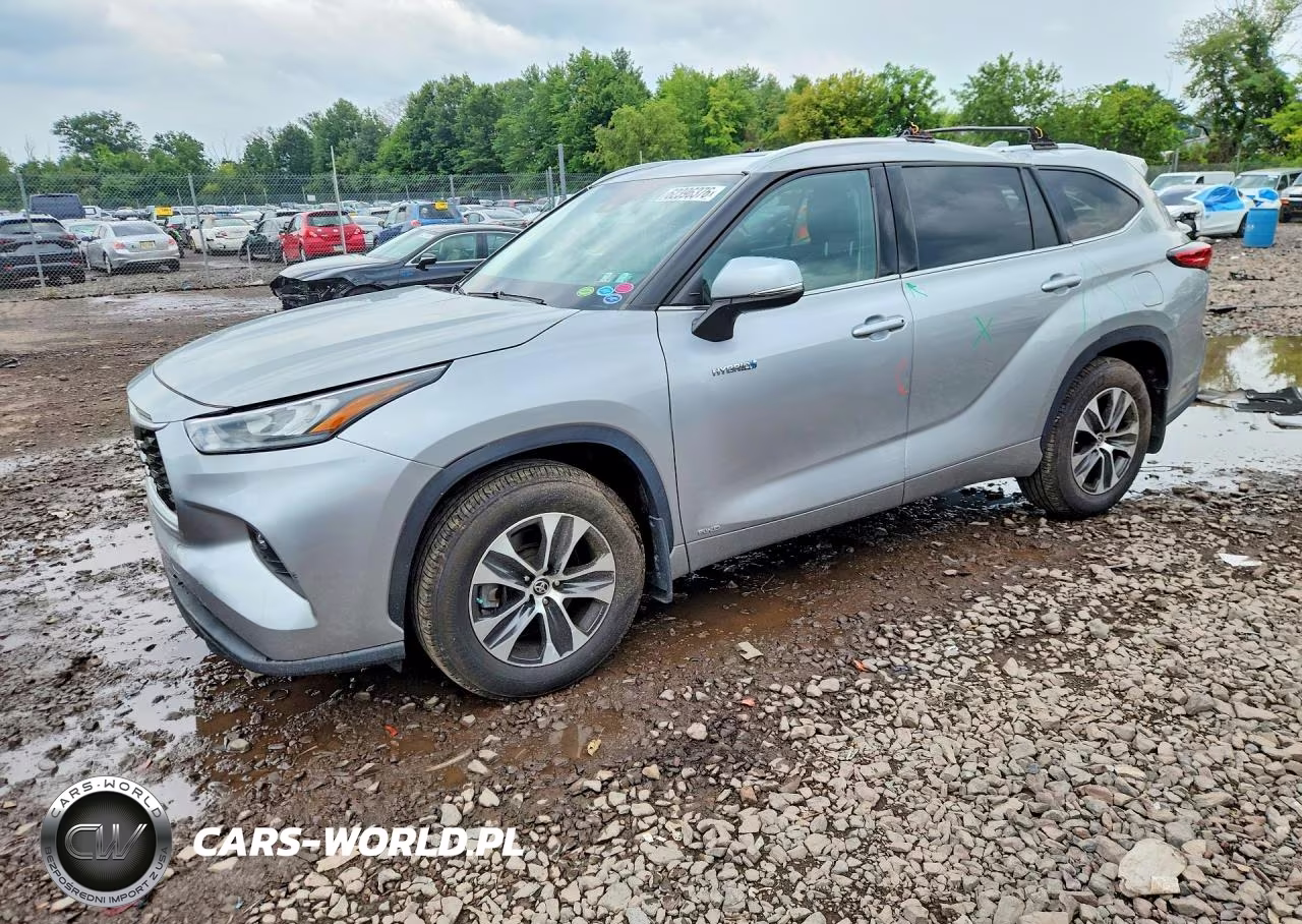 2020 Toyota Highlander Hybrid Xle