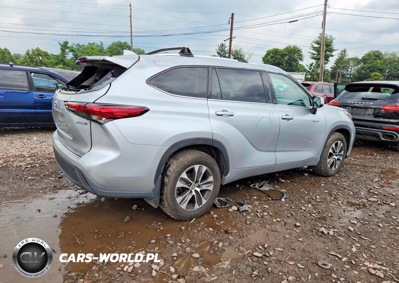 2020 Toyota Highlander Hybrid Xle VIN:5TDHBRCH7LS505666 - 3