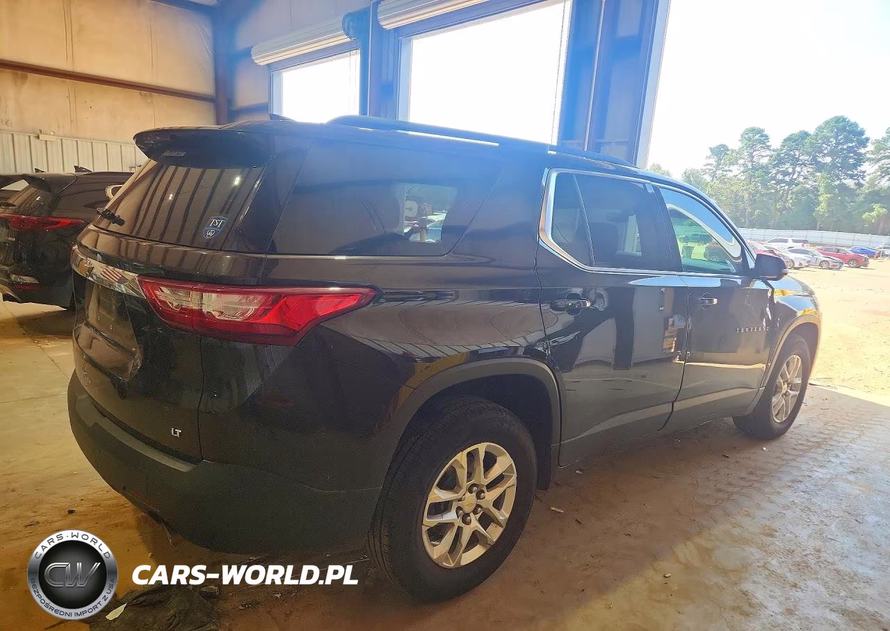2019 Chevrolet Traverse Lt VIN:1GNERGKW3KJ164160 - 3