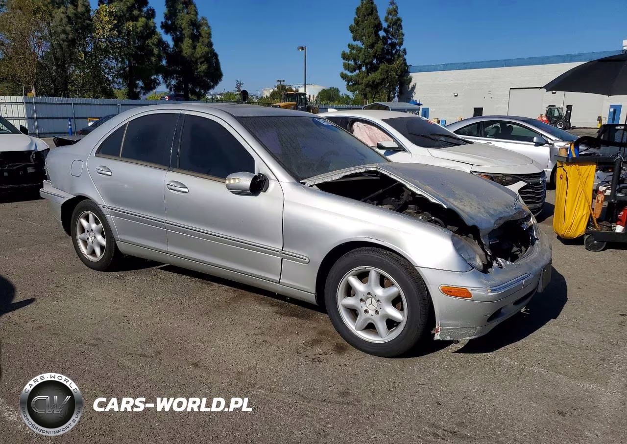 2004 Mercedes-Benz C 240 VIN:WDBRF61J04A622838 - 4