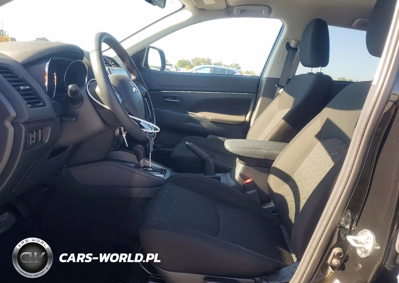 2025 Mitsubishi Outlander Sport S VIN:JA4ARUAU0SU004820 - 7