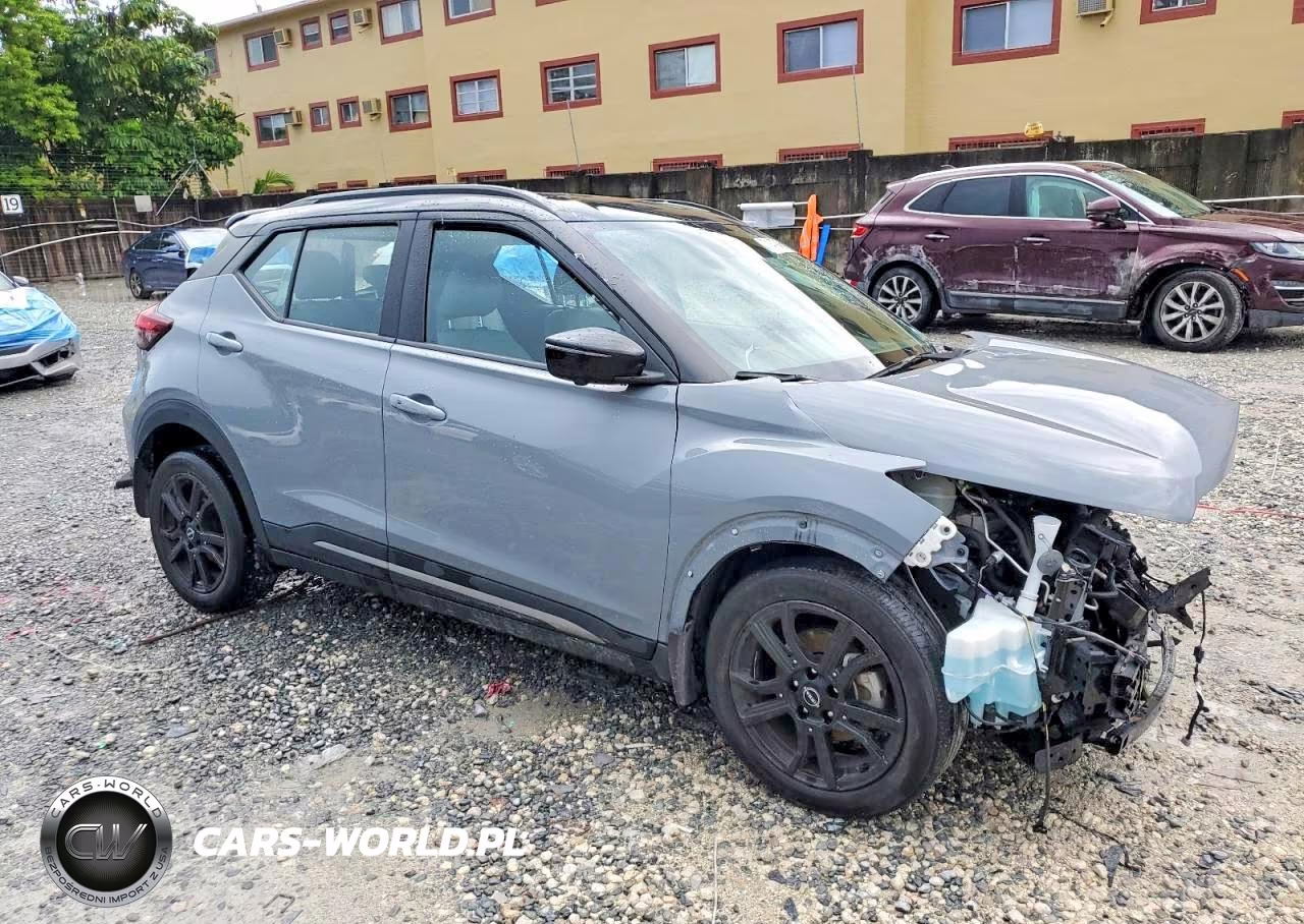 2023 Nissan Kicks Sr VIN:3N1CP5DV4PL489465 - 4