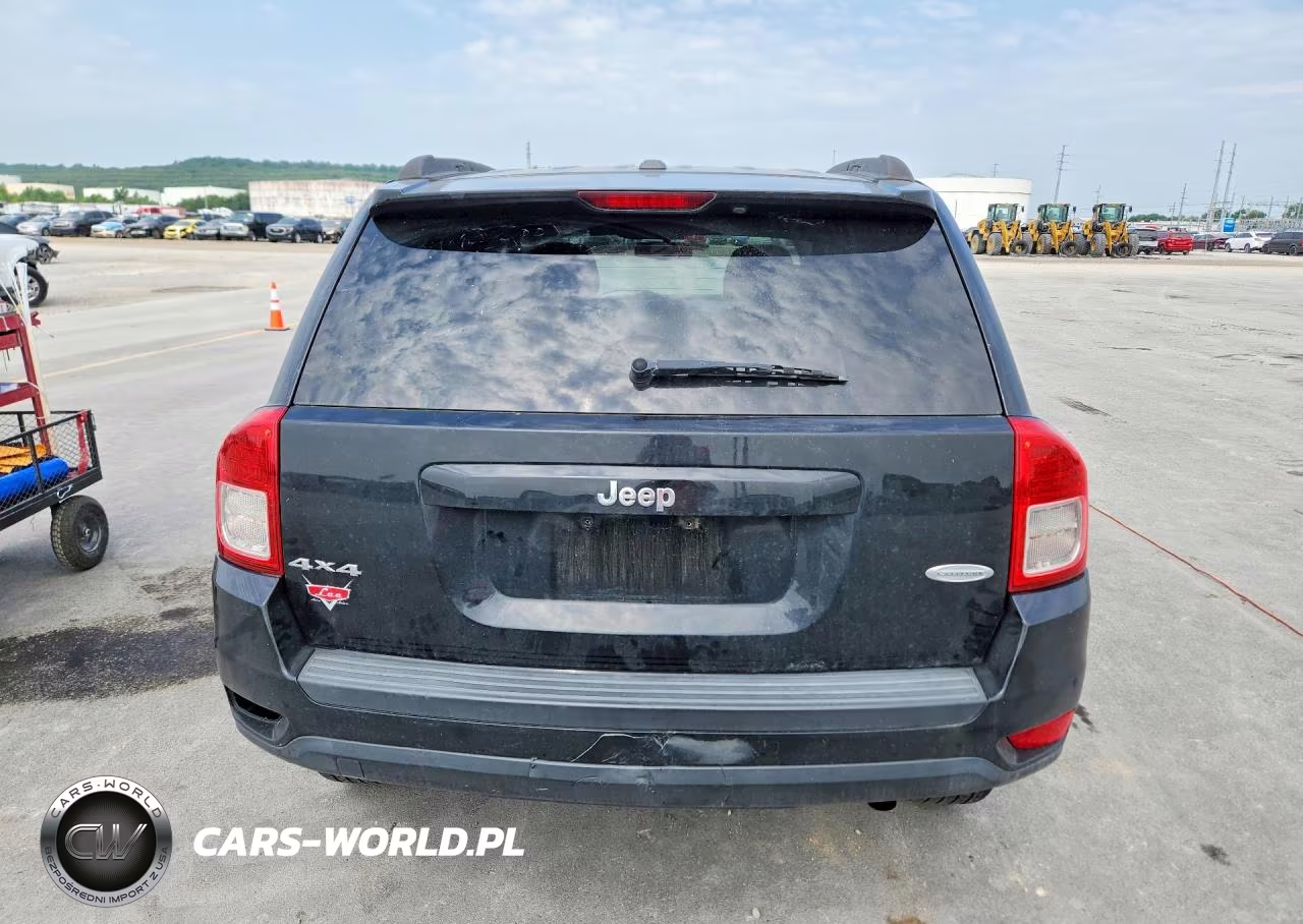 2013 Jeep Compass Latitude VIN:1C4NJDEB3DD237150 - 6