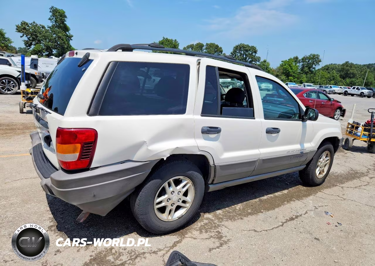 2003 Jeep Grand Cherokee Laredo VIN:1J4GW48S33C592114 - 3