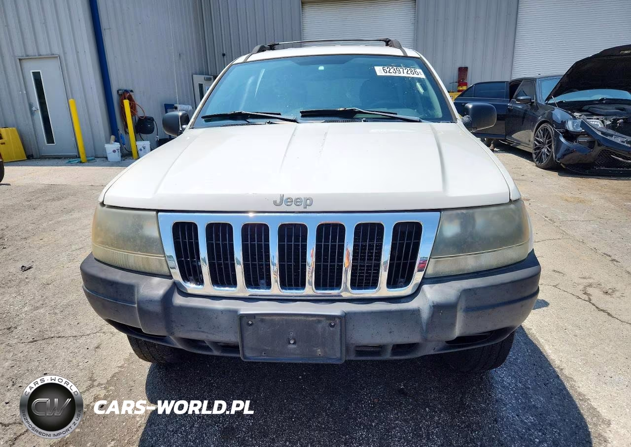 2003 Jeep Grand Cherokee Laredo VIN:1J4GW48S33C592114 - 5