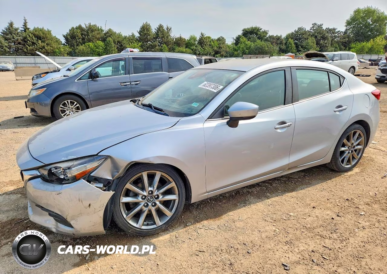 2018 Mazda 3 Touring – zdjęcie 1 z 12