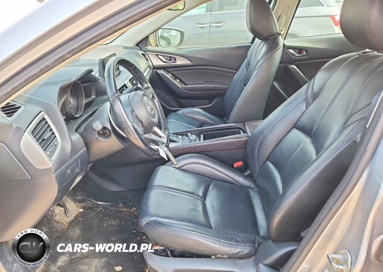 2018 Mazda 3 Touring VIN:3MZBN1V36JM209810 - 7