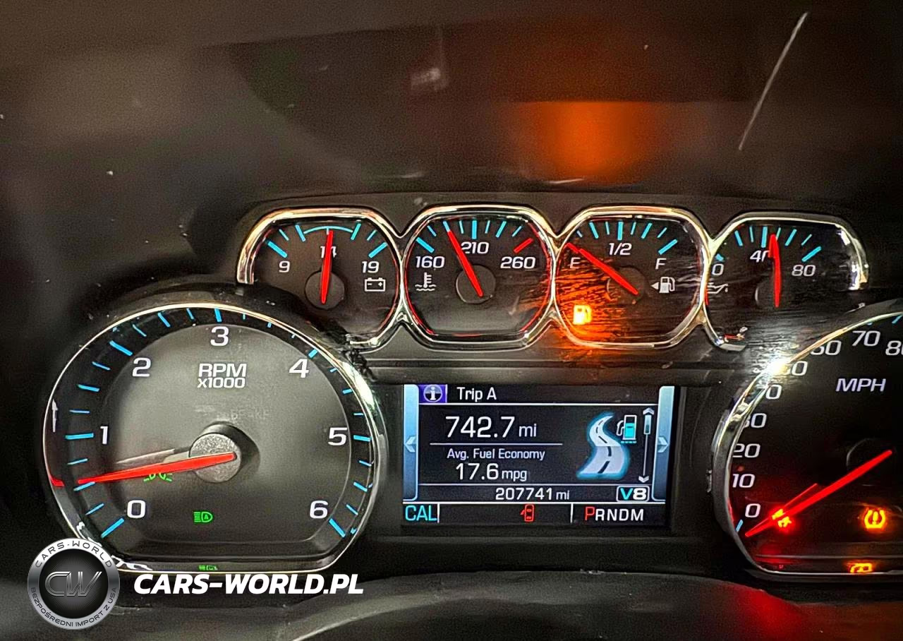 2016 Chevrolet Suburban K1500 Lt VIN:1GNSKHKC5GR239498 - 8