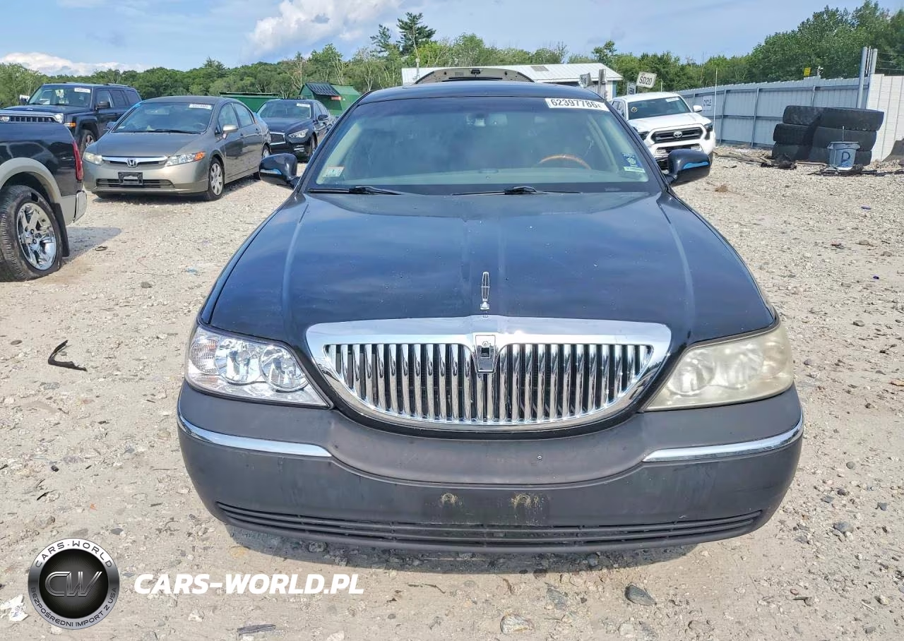2007 Lincoln Town Car Signature Limited VIN:1LNHM82W37Y634515 - 5