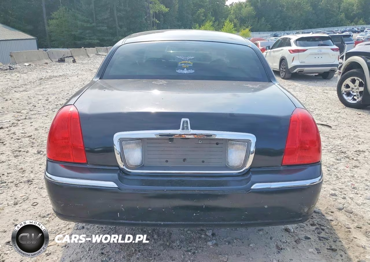 2007 Lincoln Town Car Signature Limited VIN:1LNHM82W37Y634515 - 6