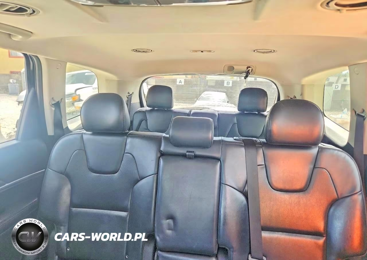 2020 Kia Telluride S VIN:5XYP64HC1LG010442 - 10