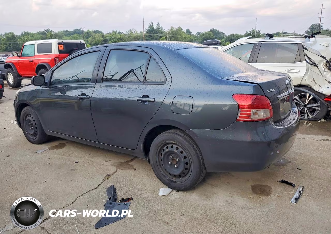 2011 Toyota Yaris Base VIN:JTDBT4K34B1401465 - 2