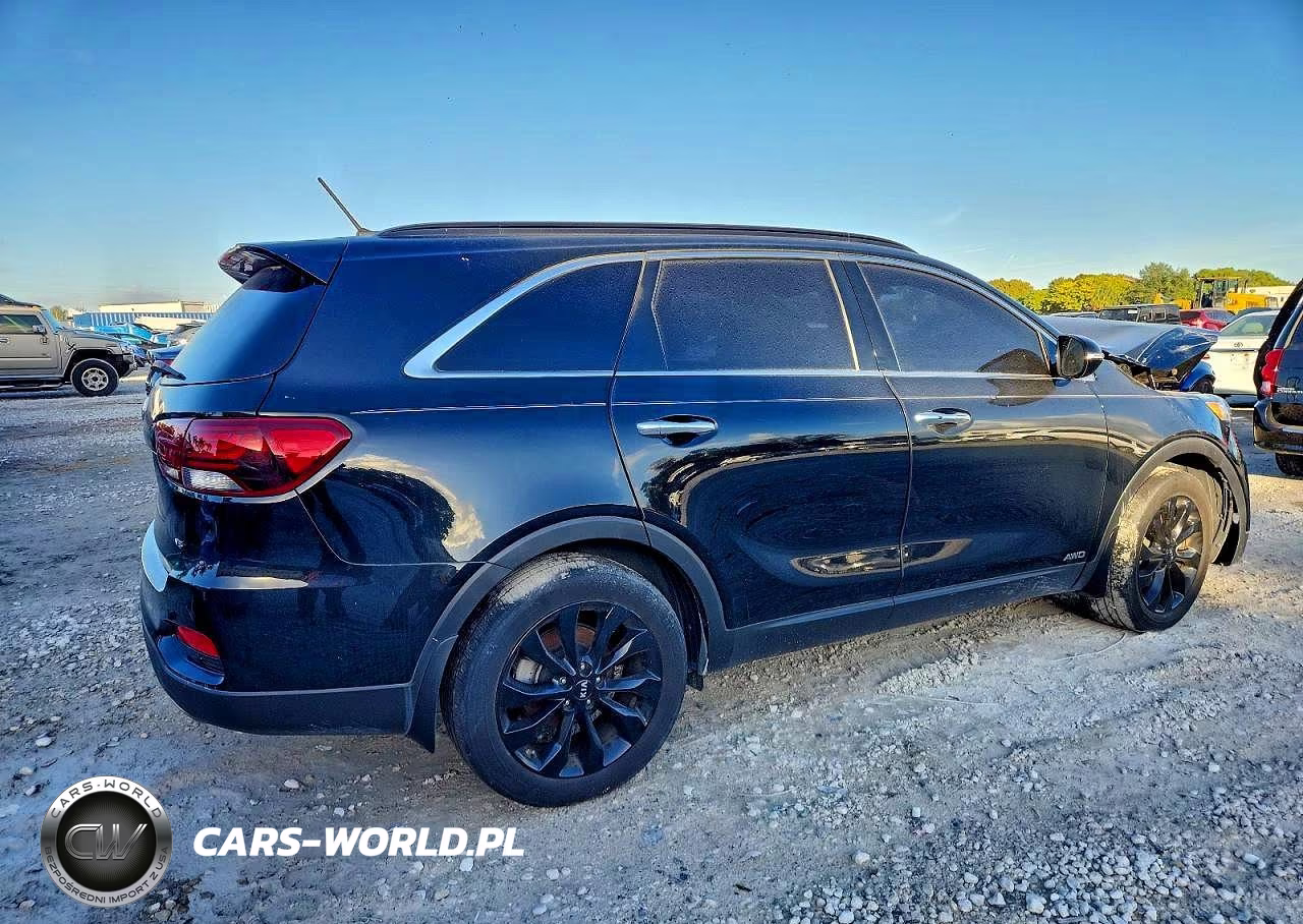 2020 Kia Sorento S VIN:5XYPGDA57LG693854 - 3