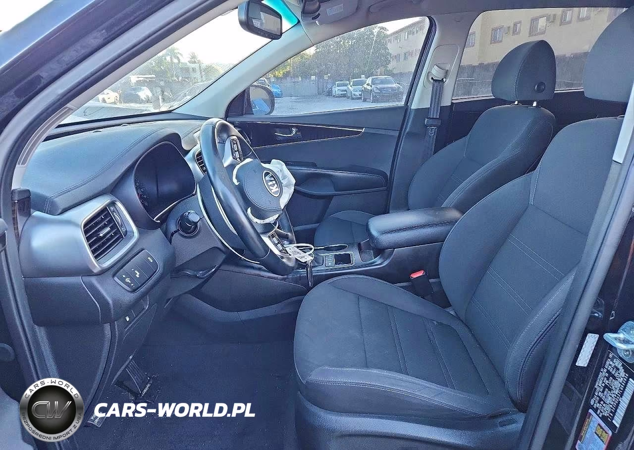 2020 Kia Sorento S VIN:5XYPGDA57LG693854 - 7