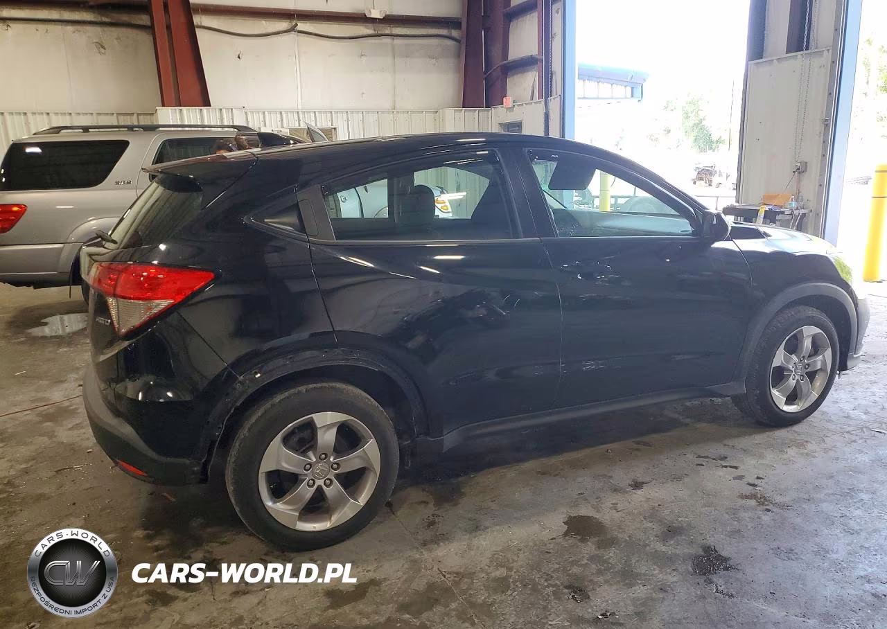 2021 Honda Hr-V Lx VIN:3CZRU6H31MM752851 - 3