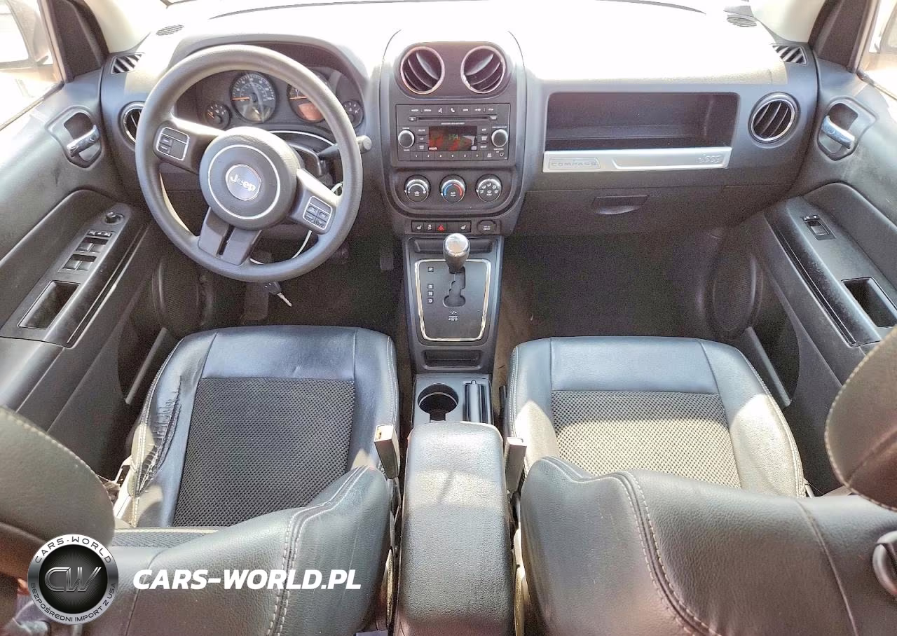 2015 Jeep Compass Sport VIN:1C4NJCBA1FD428252 - 8