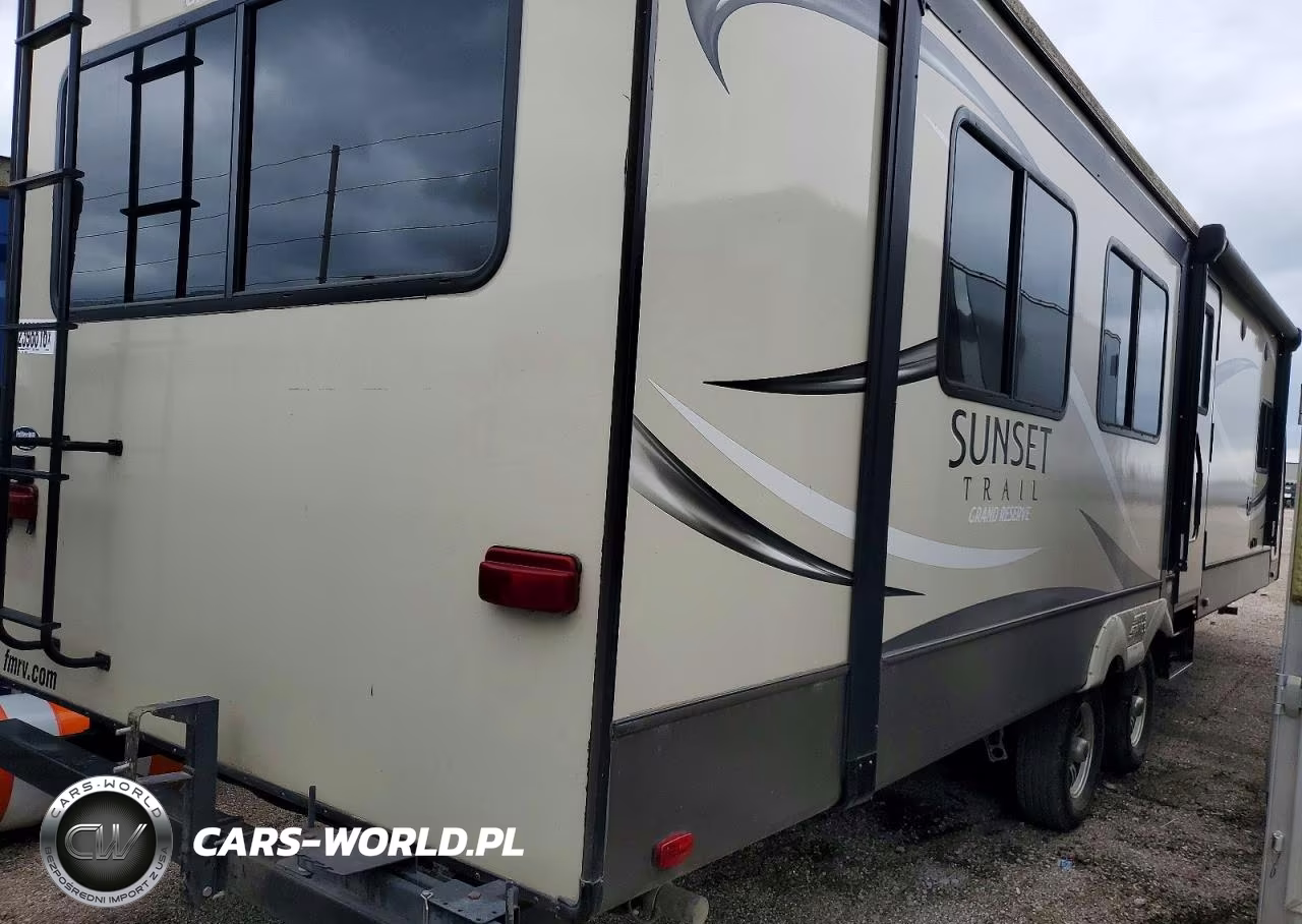 2017 Cross Roads Sunset Trail Camper VIN:4V0TC3326HE019935 - 4