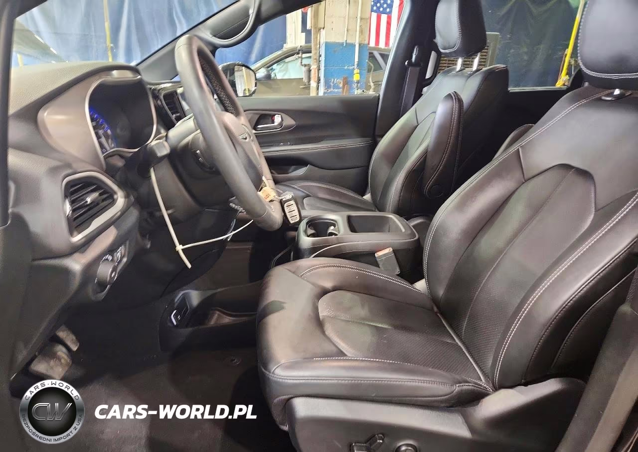 2025 Chrysler Pacifica Select VIN:2C4RC1BG7SR541408 - 7