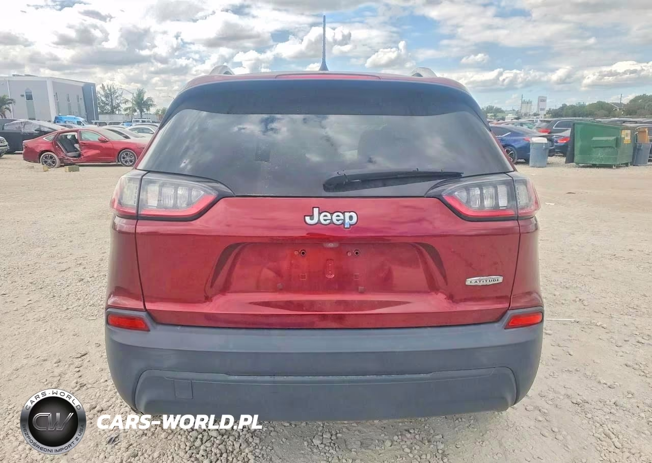 2019 Jeep Cherokee Latitude VIN:1C4PJLCBXKD160358 - 6