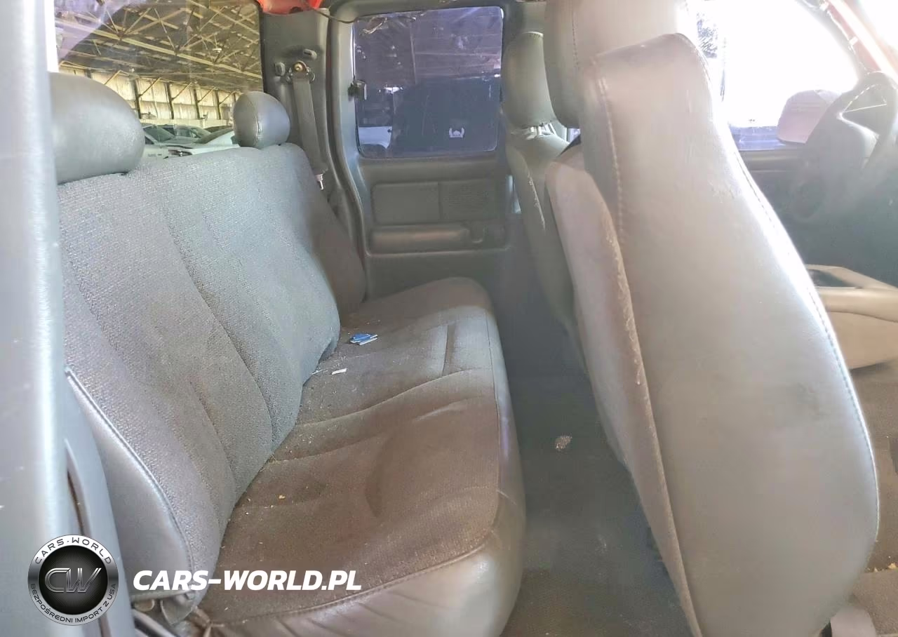 2004 Chevrolet Silverado C1500 VIN:1GCEC19X84Z247058 - 10