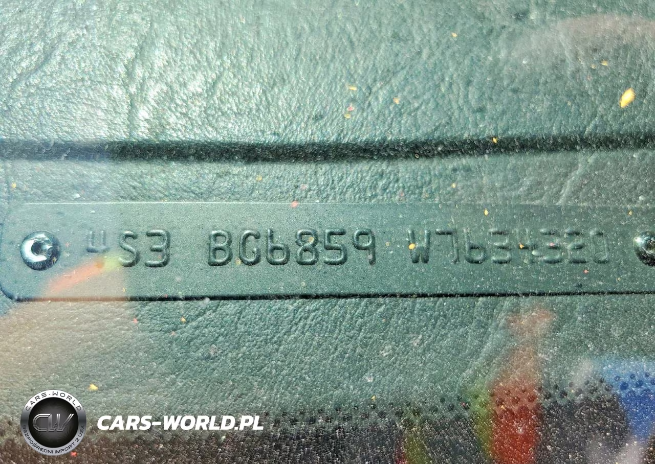 1998 Subaru Legacy 30Th Anniversary Outback VIN:4S3BG6859W7634320 - 13
