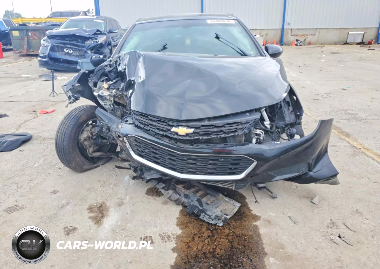2017 Chevrolet Cruze Ls VIN:1G1BC5SM7H7253115 - 5