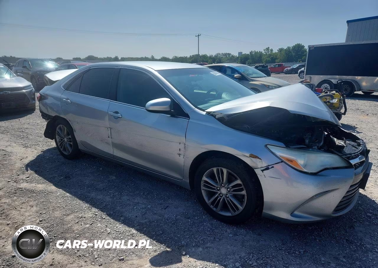 2016 Toyota Camry Le VIN:4T1BF1FK4GU570880 - 4