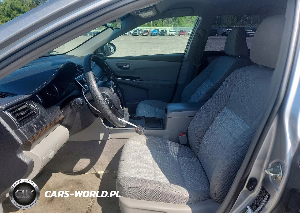 2016 Toyota Camry Le VIN:4T1BF1FK4GU570880 - 7