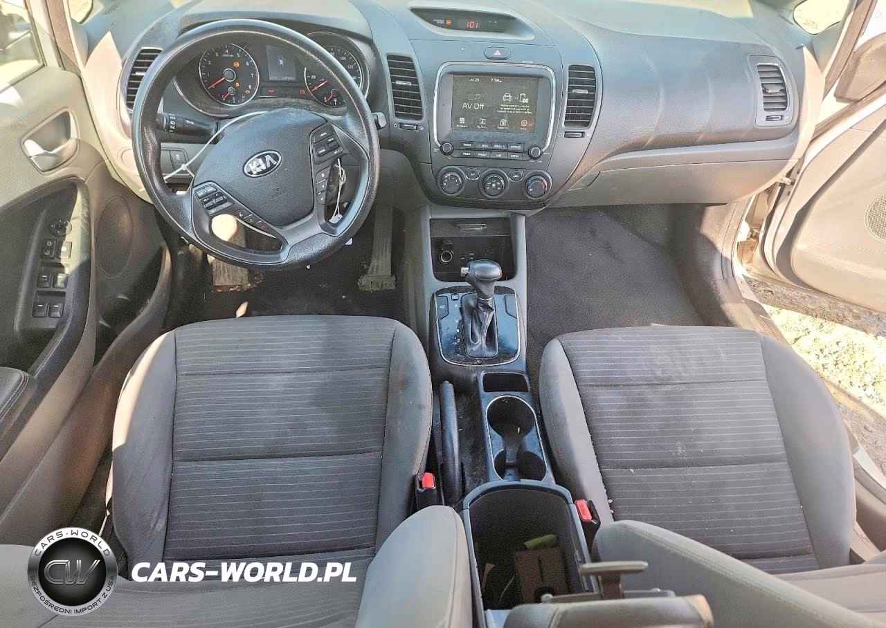2018 Kia Forte Lx VIN:3KPFL4A77JE263275 - 8
