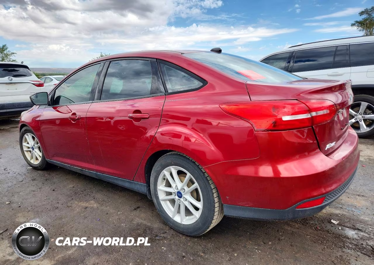 2017 Ford Focus Se VIN:1FADP3F2XHL258341 - 2