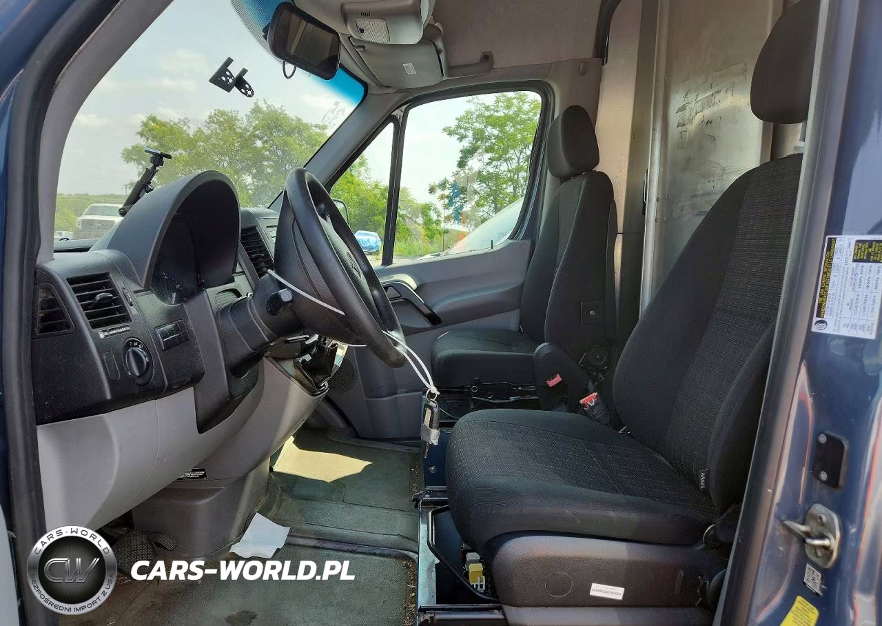 2018 Mercedes-Benz Sprinter 2500 VIN:WD3PE7CD0JP647265 - 7